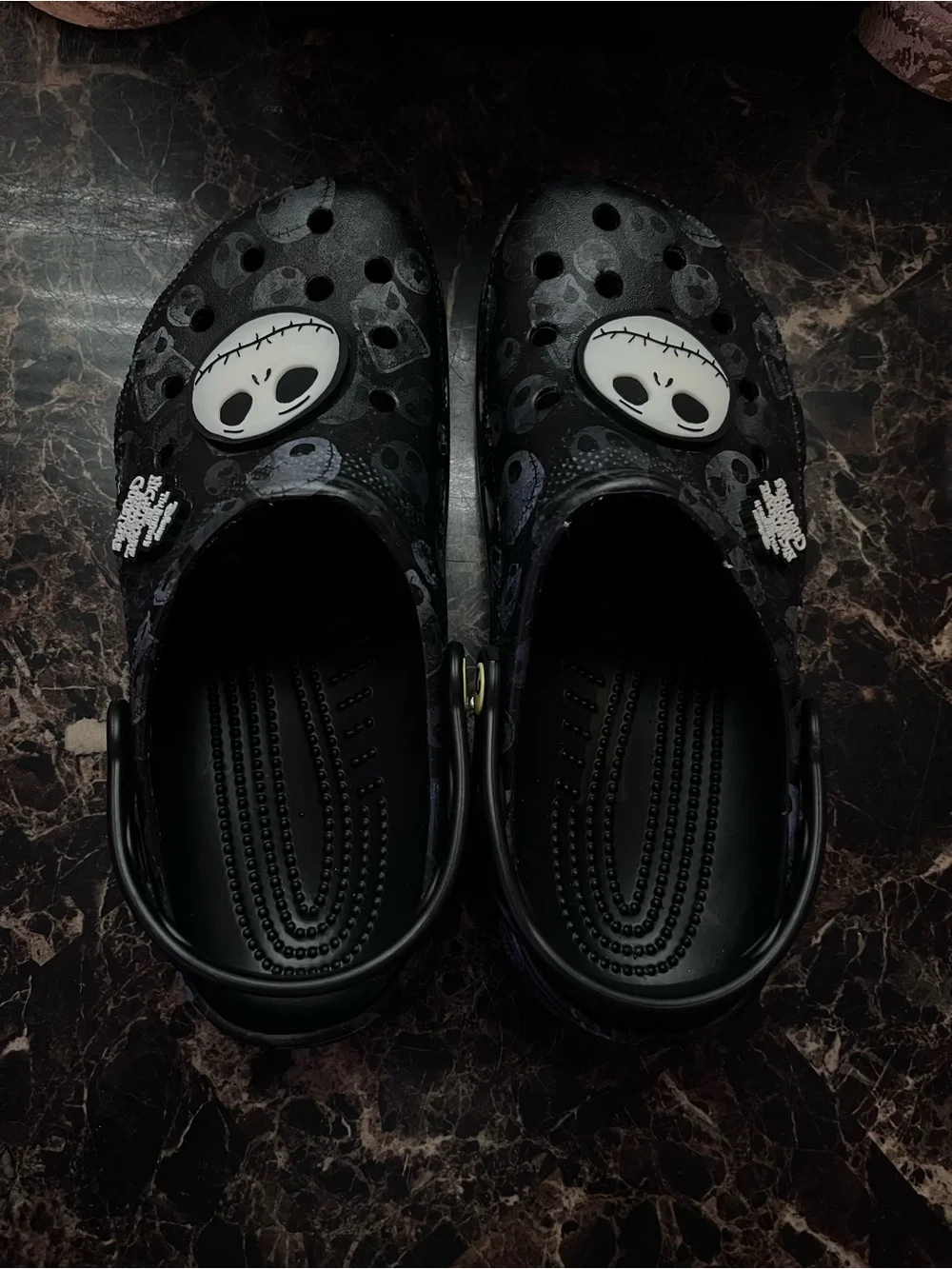 CROCS pets black